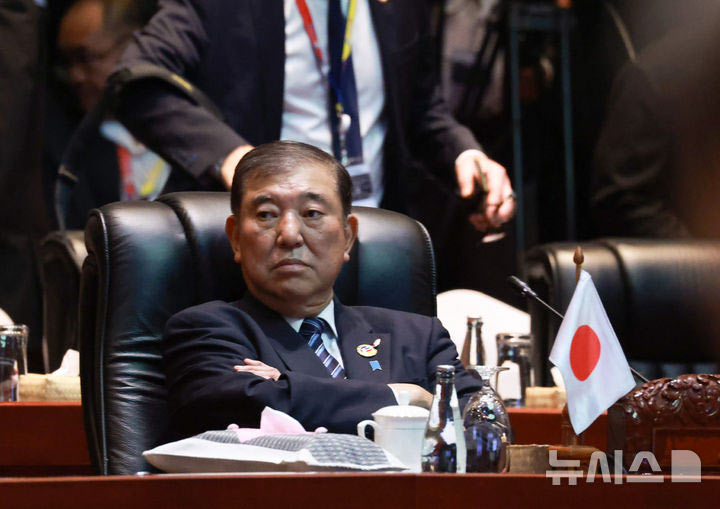 石破首相も同じか…靖国神社に真榊奉納