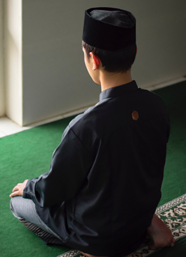 Muslim man praying