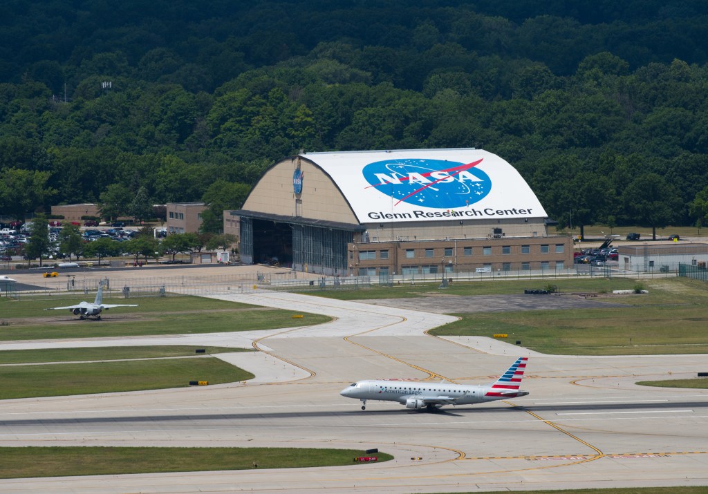 Plane with GRC Hangar