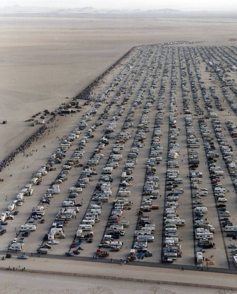 STS-4 Columbia, Parking Lot and Public Viewing Area for Landing