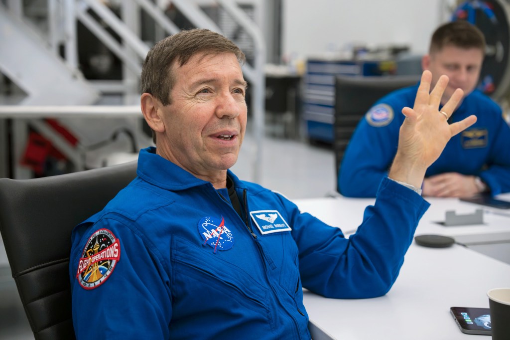 NASA astronaut and SpaceX Crew-8 Pilot Michael Barratt participates in preflight mission training at SpaceX headquarters in Hawthorne, California. Credit: SpaceX