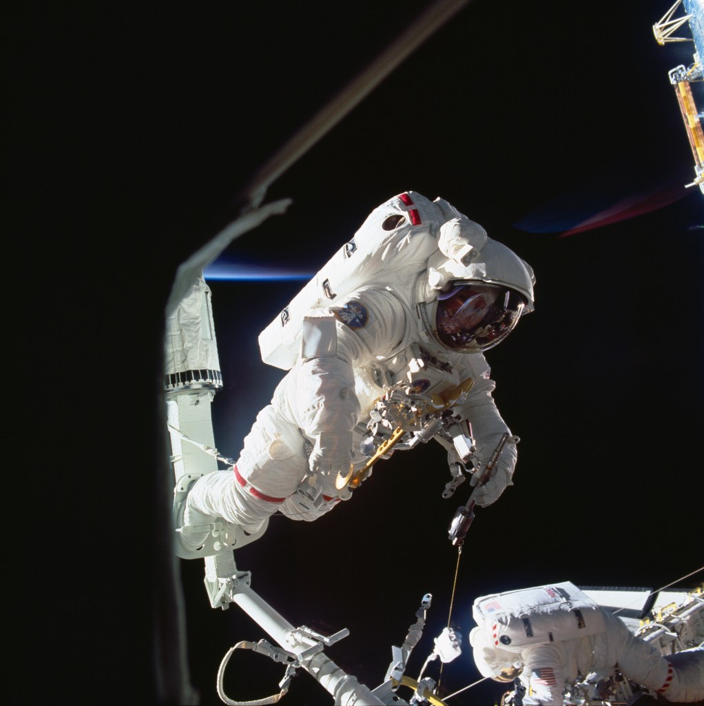 NASA astronaut Kathryn C. Thornton on her second spacewalk on STS-61