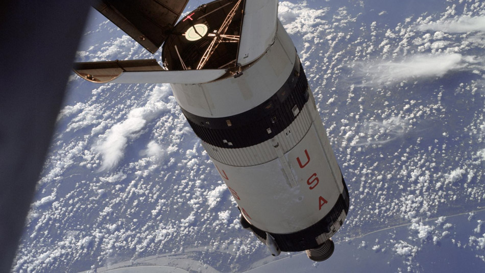 Apollo 7/S-IVB Rendezvous in space