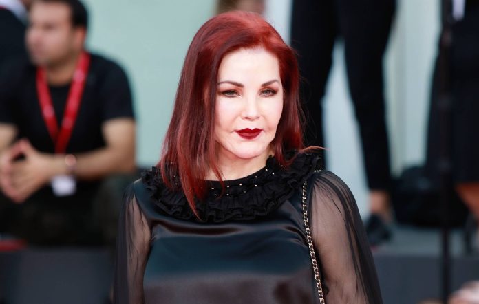 Priscilla Presley le 4 septembre 2023 à Venise. (Photo by Laurent KOFFEL/Gamma-Rapho via Getty Images)